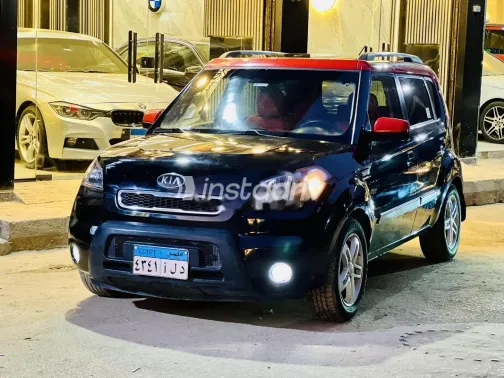 كيا سول 2010 أسود مستعملة للبيع - 6