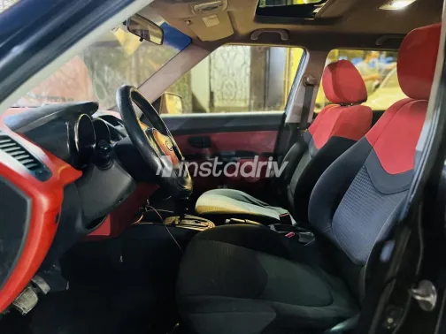 كيا سول 2010 أسود مستعملة للبيع - 9