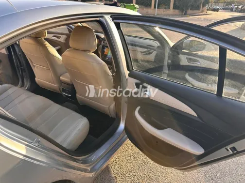 MG 5 2021 White Used for Sale - 6