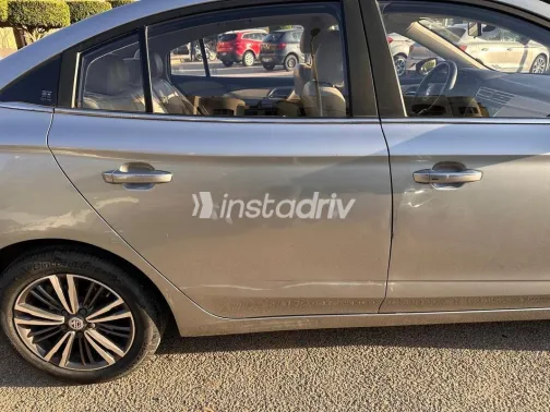 MG 5 2021 White Used for Sale - 10