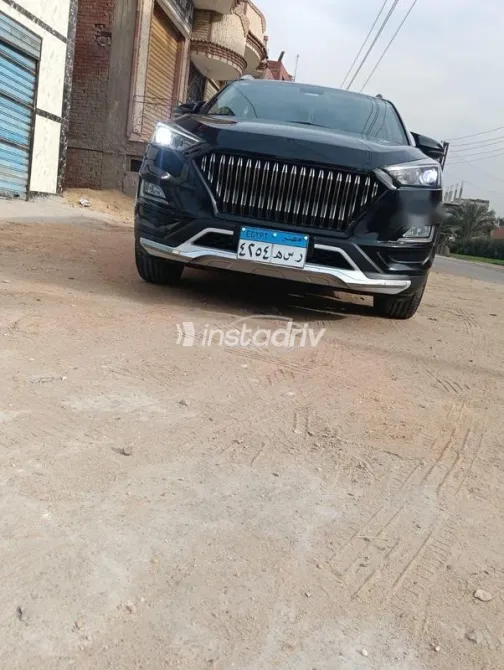 هيونداي توسان 2019 أبيض مستعملة للبيع - 3