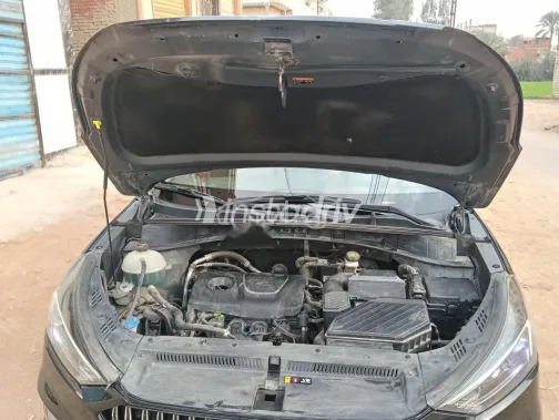 هيونداي توسان 2019 أبيض مستعملة للبيع - 5