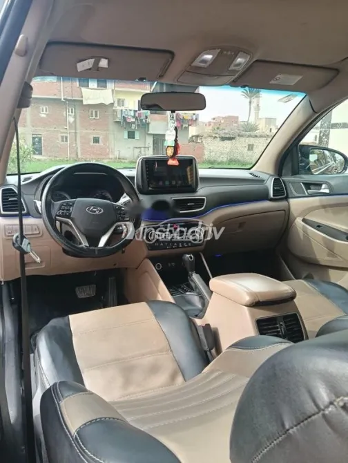 هيونداي توسان 2019 أبيض مستعملة للبيع - 7