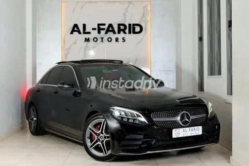 مرسيدس C 180 2019 أسود مستعملة للبيع - 1