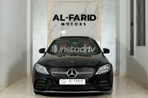 مرسيدس C 180 2019 أسود مستعملة للبيع - 3