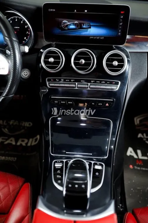 مرسيدس C 180 2019 أسود مستعملة للبيع - 10