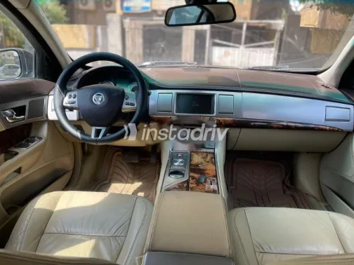 Jaguar XF 2009 Gray Used for Sale - 5