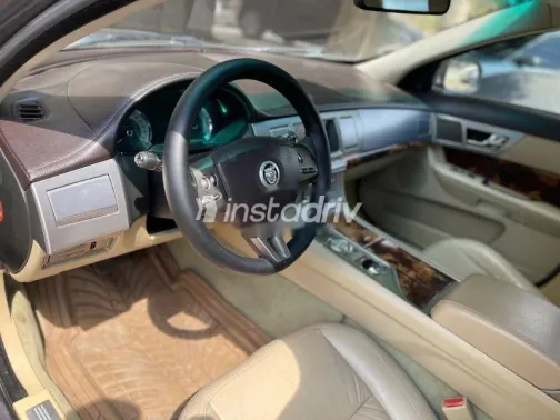 Jaguar XF 2009 Gray Used for Sale - 7