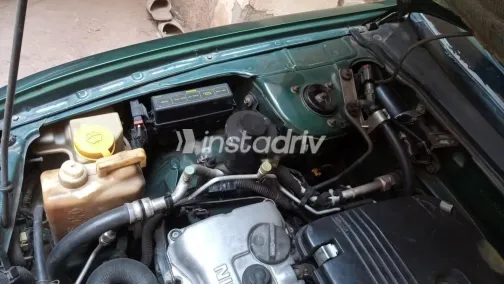 نيسان صنى 1999 أخضر غامق مستعملة للبيع - 6