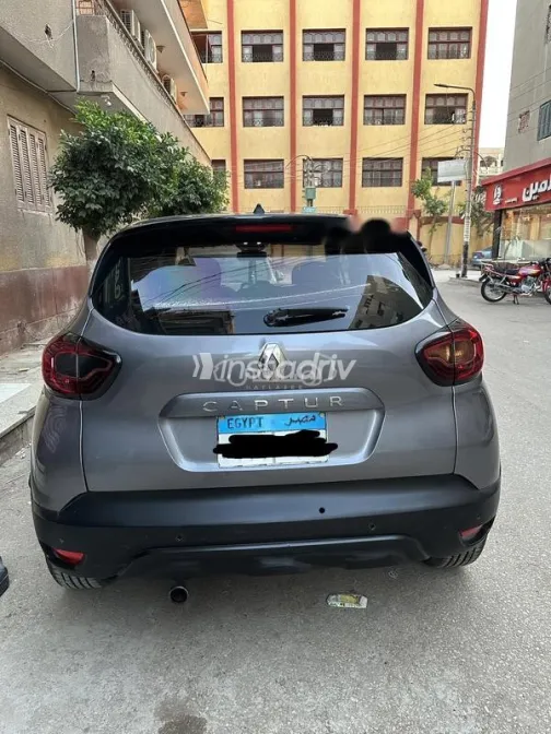 رينو كابتشر 2019 أبيض مستعملة للبيع - 3