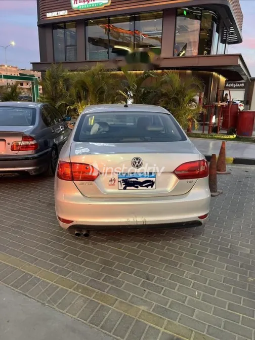 Volkswagen Jetta 2012 Gray Used for Sale - 4