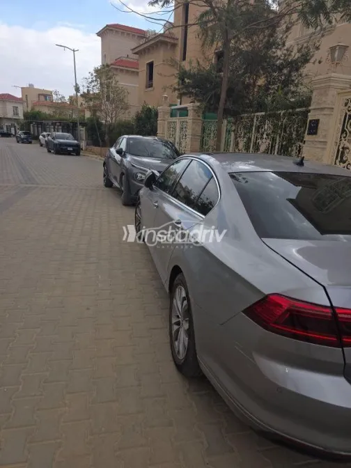 Volkswagen Passat 2021 Silver Used for Sale - 2