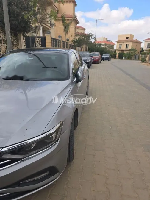 Volkswagen Passat 2021 Silver Used for Sale - 8