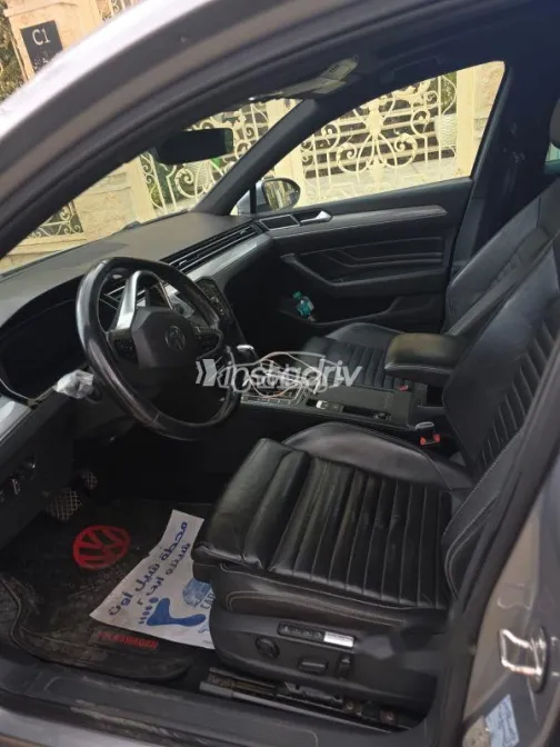 Volkswagen Passat 2021 Silver Used for Sale - 10