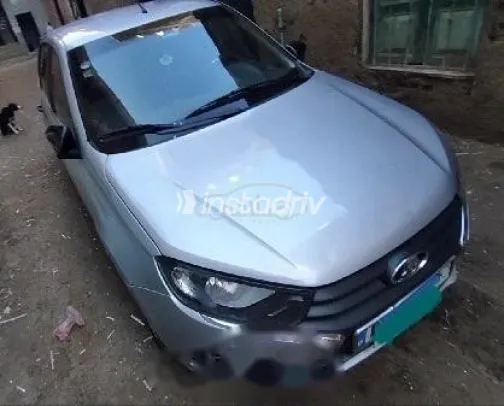 Lada Granta 2022 White Used for Sale - 3