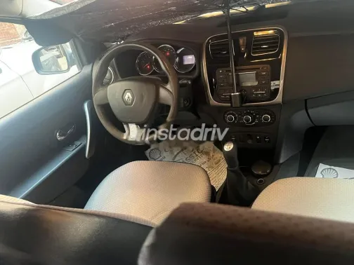 رينو لوجان 2017 أبيض مستعملة للبيع - 1