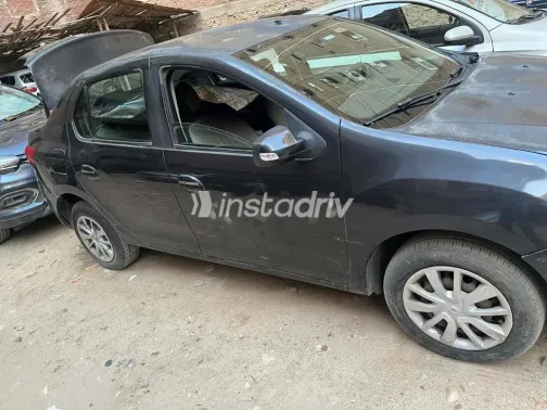 رينو لوجان 2017 أبيض مستعملة للبيع - 7