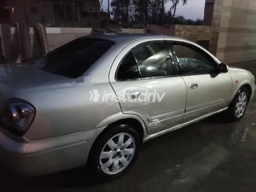 نيسان صنى 2007 ذهبي مستعملة للبيع - 5