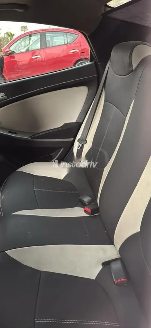 هيونداي اكسنت RB 2021 أبيض مستعملة للبيع - 6