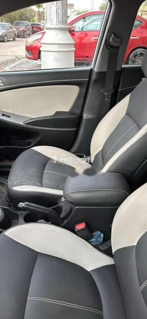 هيونداي اكسنت RB 2021 أبيض مستعملة للبيع - 7