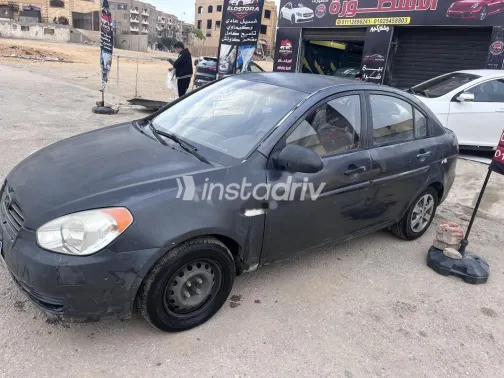 هيونداي اكسنت 2008 رمادي مستعملة للبيع - 1