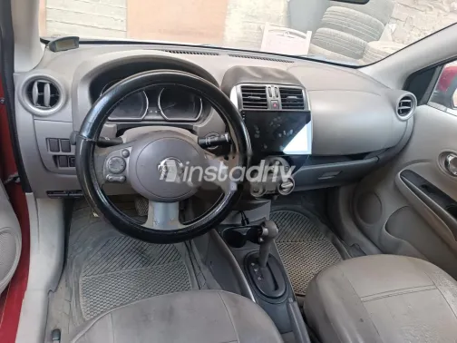 نيسان صنى 2012 أسود مستعملة للبيع - 4