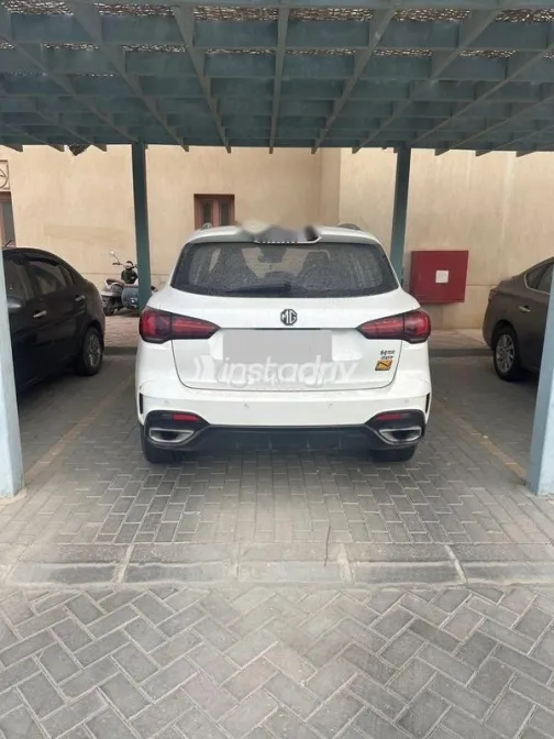 ام جى اتش اس 2025 أبيض مستعملة للبيع - 2