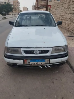 Opel Vectra 1995 White Used for Sale