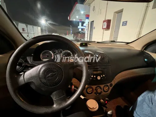 شيفروليه افيو 2012 أبيض مستعملة للبيع - 5