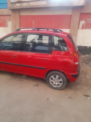 هيونداي ماتريكس 2002 أبيض مستعملة للبيع