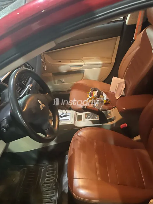 ميتسوبيشي لانسر 2015 أبيض مستعملة للبيع - 2