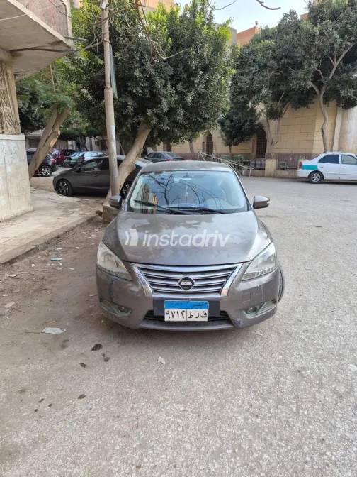 Nissan Sentra 2016 White Used for Sale - 4