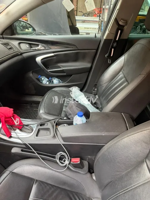 Opel Insignia 2017 White Used for Sale - 4