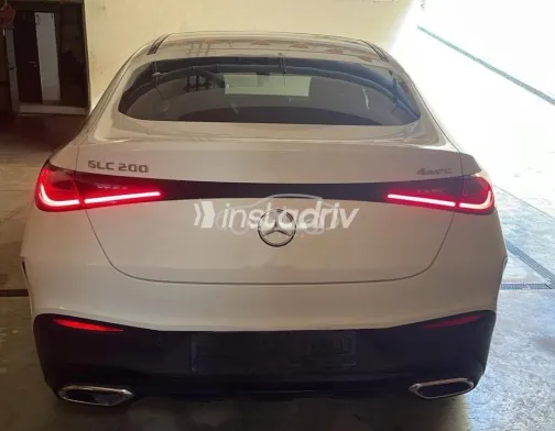 مرسيدس GLC 200 2024 أبيض مستعملة للبيع - 2
