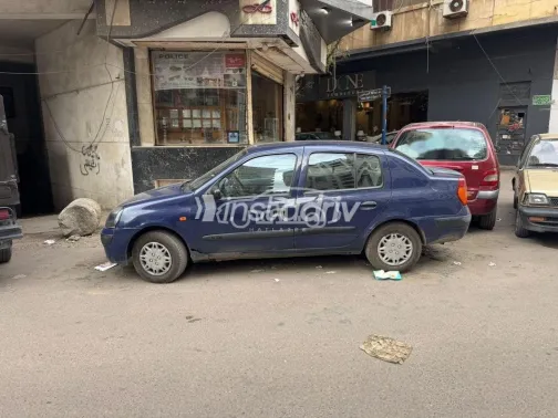 رينو كليو 2003 أزرق غامق مستعملة للبيع - 1