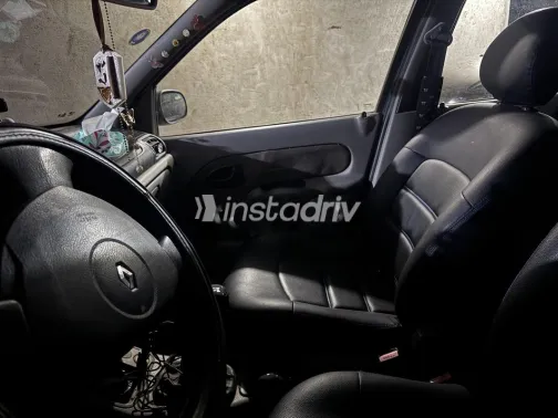 رينو كليو 2003 أزرق غامق مستعملة للبيع - 5