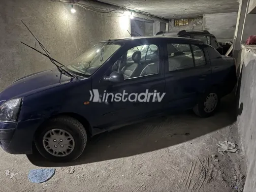 رينو كليو 2003 أزرق غامق مستعملة للبيع - 6