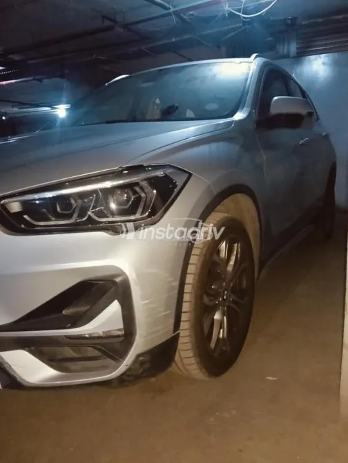 بي ام دبليو X1 2020 فضي مستعملة للبيع - 3