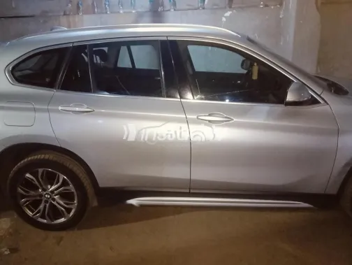 بي ام دبليو X1 2020 فضي مستعملة للبيع - 5