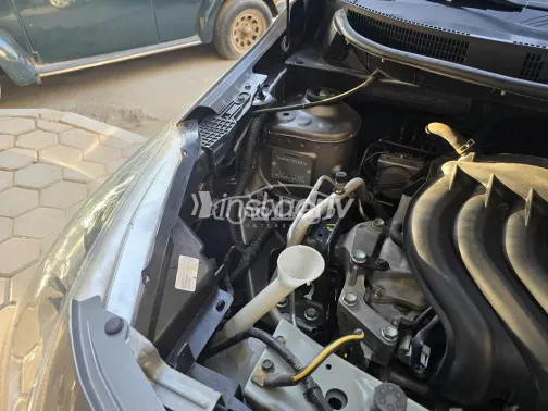 نيسان صنى 2022 أبيض مستعملة للبيع - 5