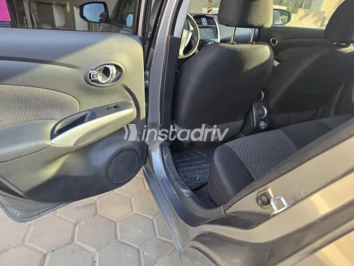 نيسان صنى 2022 أبيض مستعملة للبيع - 8