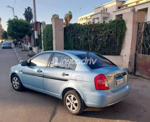 Hyundai Accent 2008 White Used for Sale - 3