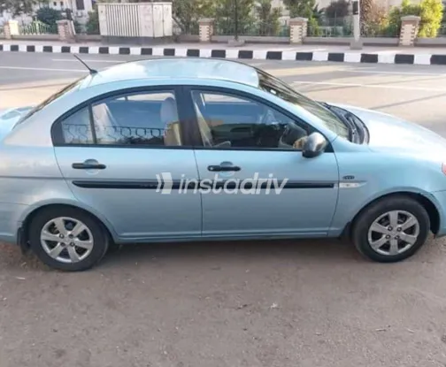 Hyundai Accent 2008 White Used for Sale - 4