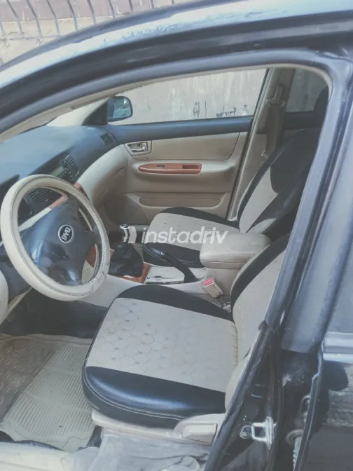 بى واى دى‬ F3 2017 أبيض مستعملة للبيع - 2