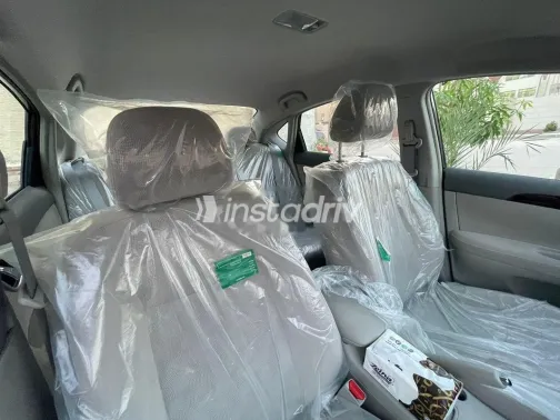 Nissan Sentra 2025 White Used for Sale - 5