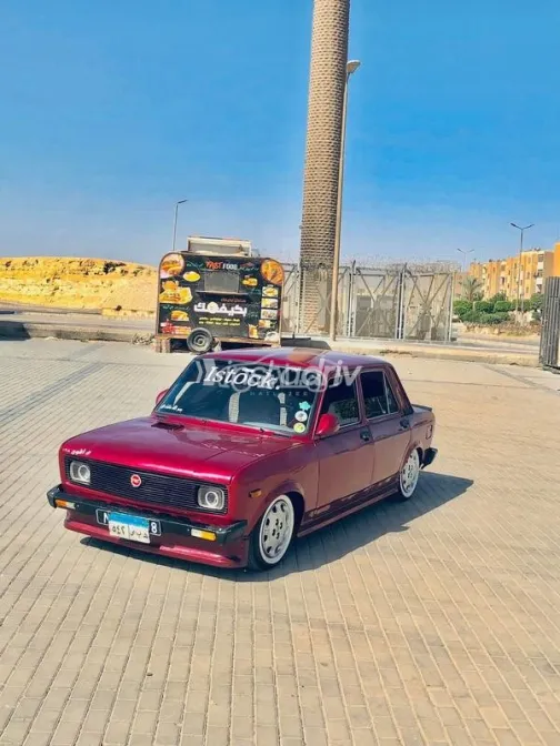 فيات 128 1998 أحمر غامق مستعملة للبيع - 3