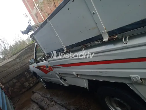 Nissan Pick up 2014 White Used for Sale - 9