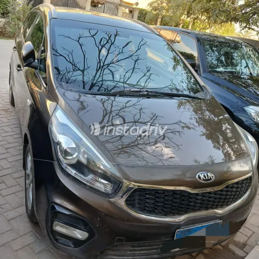 Kia Carens 2017 White Used for Sale - 6