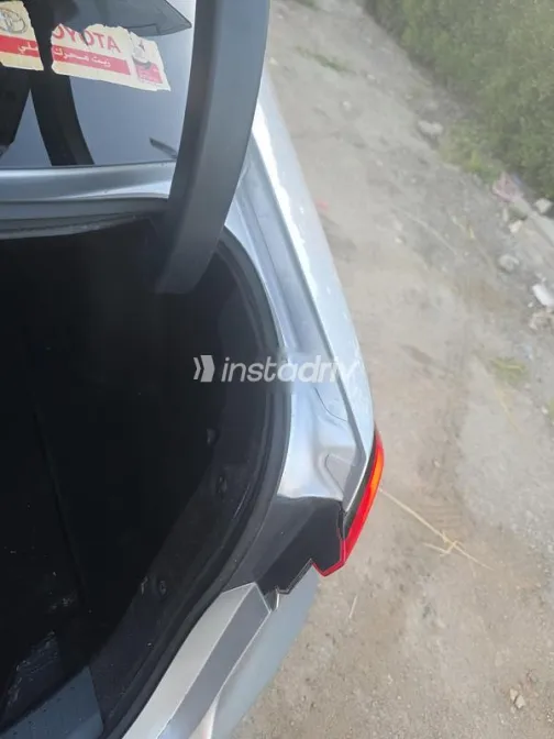 تويوتا كورولا 2024 أبيض مستعملة للبيع - 10