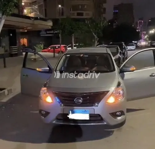 Nissan Sunny 2019 Silver Used for Sale - 2